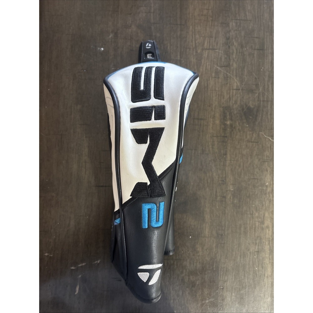 TaylorMade SIM2 Fairway Wood Headcover.  Black, White, and Blue